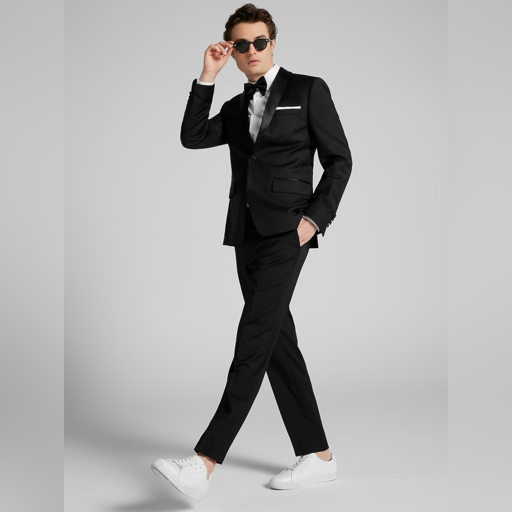 Calvin Klein Wool Shawl Lapel Tuxdeo